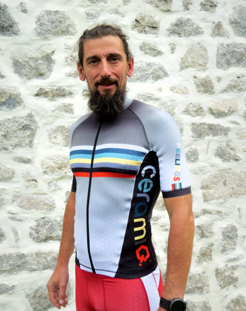 KURZARM-FAHRRADTRIKOT